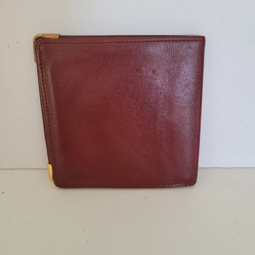 Cartier Paris Must de Cartier Burgundy Leather Bifold Wallet Gold Corners Vintag